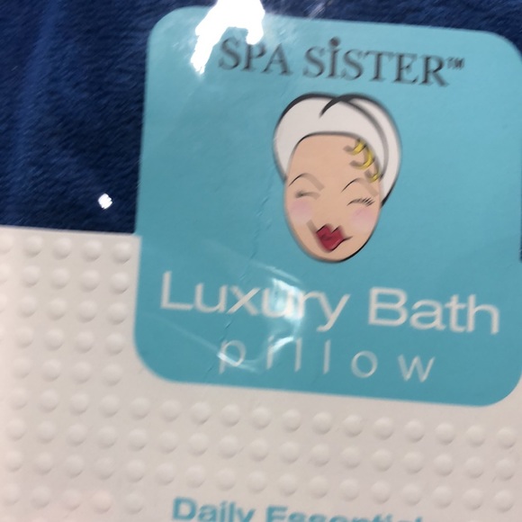 Brand new Spa Sister luxury bath pillow - Picture 2 of 4